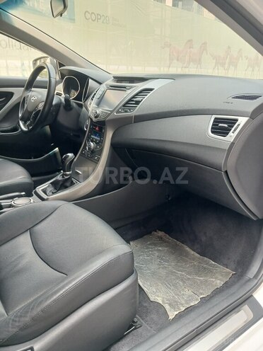 Hyundai Elantra 2014, 136,752 km - 1.8 l - Bakı