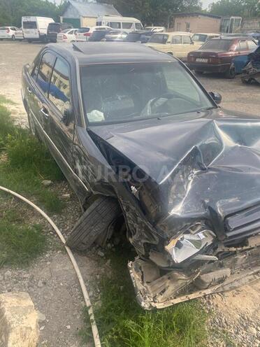 Mercedes C 240 1998, 334,000 km - 2.4 l - Ağdam
