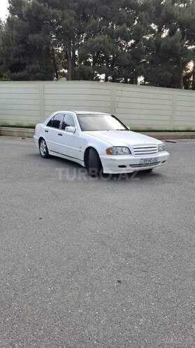 Mercedes C 180 1999, 230,000 km - 1.8 l - Bakı