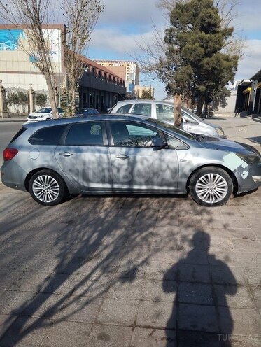 Opel Astra 2012, 420,000 km - 1.4 l - Bakı