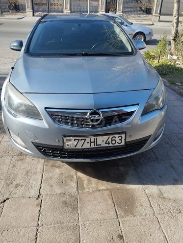 Opel Astra 2012, 420,000 km - 1.4 l - Bakı