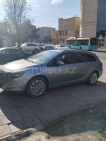 Opel Astra 2012, 420,000 km - 1.4 l - Bakı
