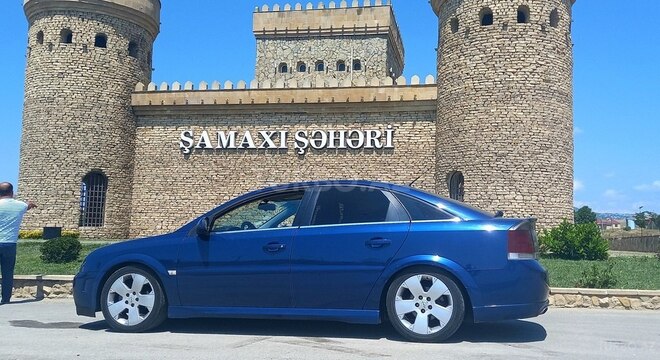 Opel Vectra 2003, 300,000 km - 2.2 l - Neftçala