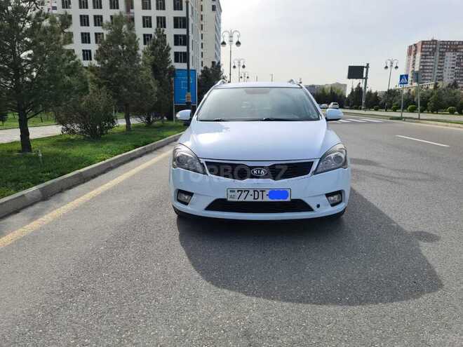 Kia Ceed 2010, 283,000 km - 1.6 л - Bakı