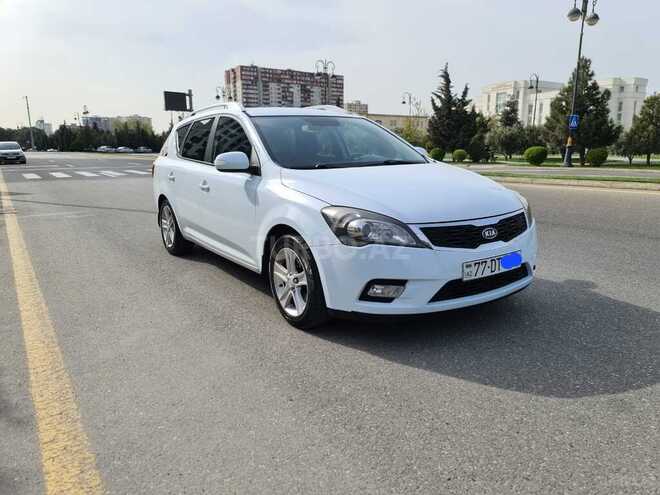 Kia Ceed 2010, 283,000 km - 1.6 л - Bakı