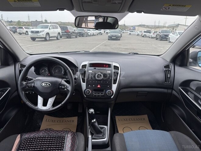 Kia Ceed 2010, 283,000 km - 1.6 л - Bakı