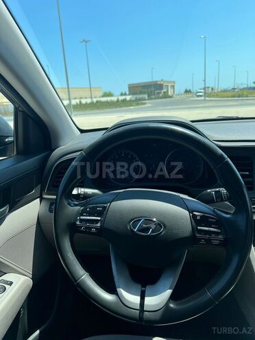 Hyundai Elantra 2018, 110,400 km - 2.0 l - Sumqayıt