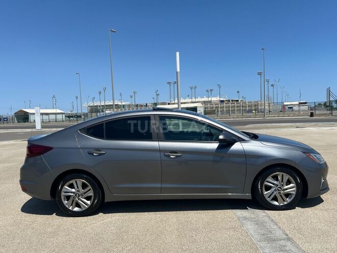 Hyundai Elantra 2018, 110,400 km - 2.0 l - Sumqayıt