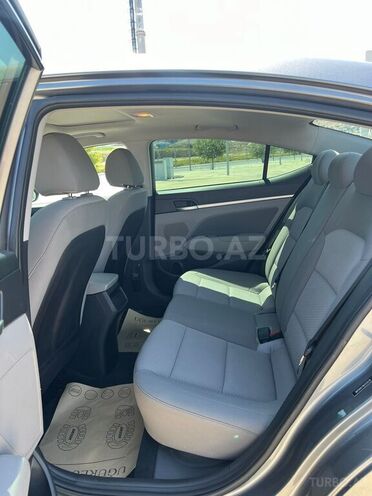 Hyundai Elantra 2018, 110,400 km - 2.0 l - Sumqayıt