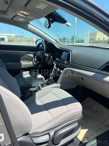 Hyundai Elantra 2018, 110,400 km - 2.0 l - Sumqayıt