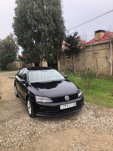 Volkswagen Jetta-5