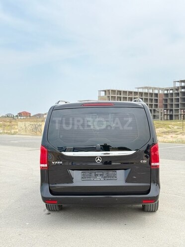 Mercedes V 220 2015, 230,000 km - 2.2 л - Bakı