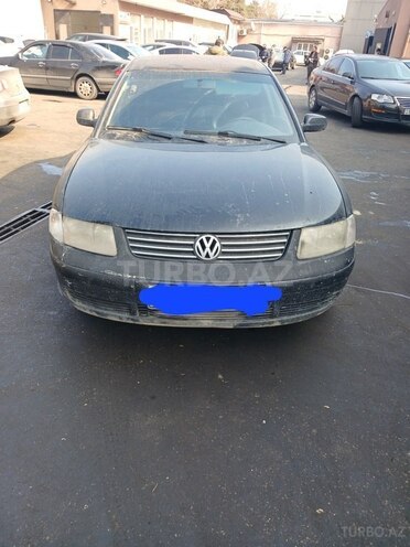 Volkswagen Passat 1999, 195,681 km - 1.8 л - Bakı