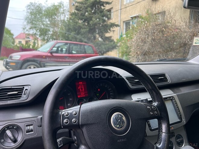 Volkswagen Passat 2005, 232,000 km - 2.0 l - Bakı