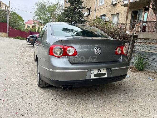 Volkswagen Passat 2005, 232,000 km - 2.0 l - Bakı