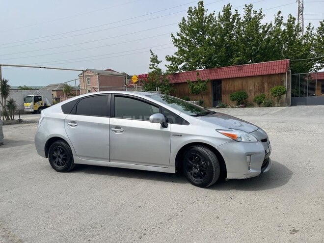 Toyota Prius 2014, 380,000 km - 1.8 л - Bakı