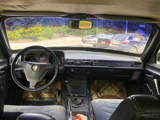 GAZ 24 1975, 540,000 km - 2.4 l - Bakı