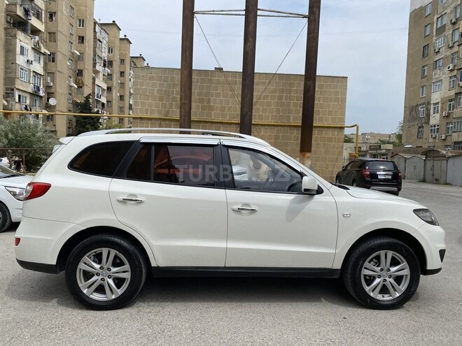 Hyundai Santa Fe 2010, 284,000 km - 2.0 л - Bakı