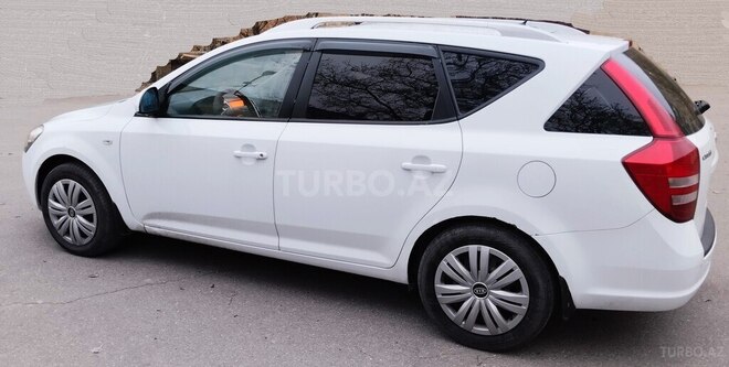 Kia Ceed 2008, 275,121 km - 2.0 л - Bakı