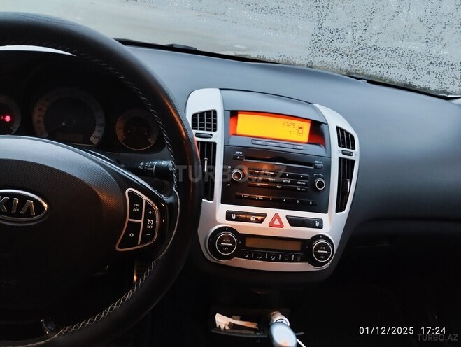 Kia Ceed 2008, 275,121 km - 2.0 л - Bakı