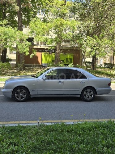 Mercedes E 320 1998, 450,000 km - 3.2 l - Bakı