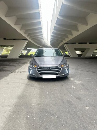 Hyundai Elantra 2017, 9,000 km - 2.0 l - Bakı