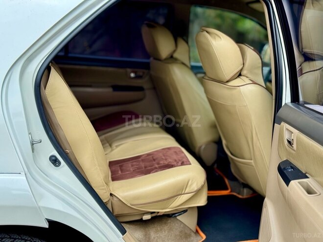 Toyota Fortuner 2012, 182,400 km - 2.7 л - Bakı