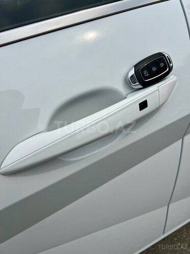Hyundai Elantra 2024, 24,604 km - 1.5 l - Bakı