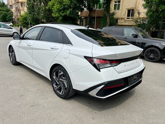 Hyundai Elantra 2024, 24,604 km - 1.5 l - Bakı