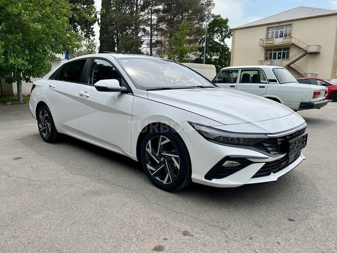 Hyundai Elantra 2024, 24,604 km - 1.5 l - Bakı