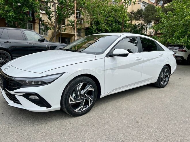Hyundai Elantra 2024, 24,604 km - 1.5 l - Bakı