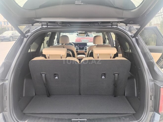 Kia Sorento-11