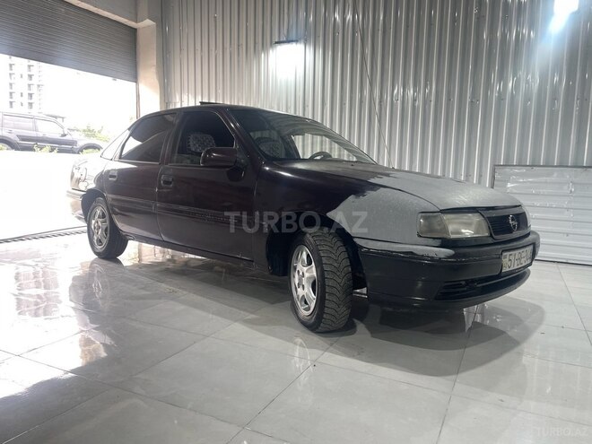 Opel Vectra 1992, 200,000 km - 2.0 л - Bakı