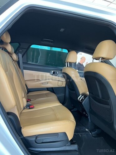 Kia Sorento-13
