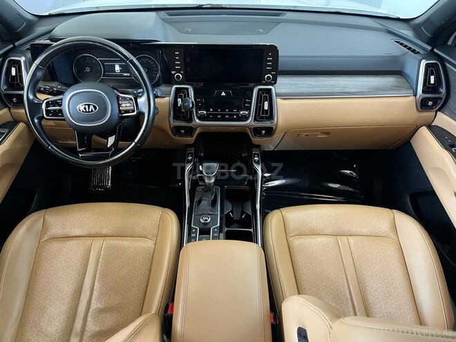 Kia Sorento-16