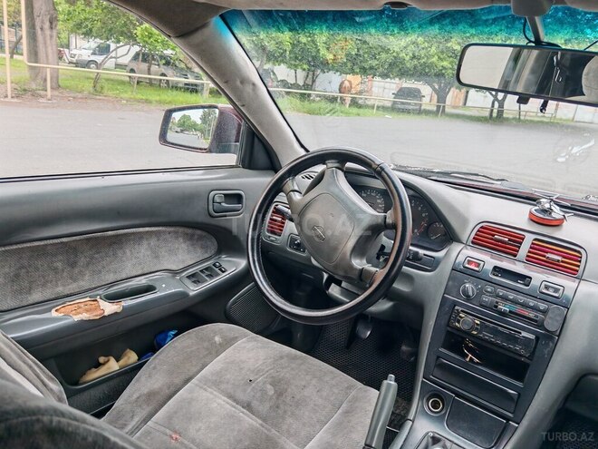 Nissan Maxima-3