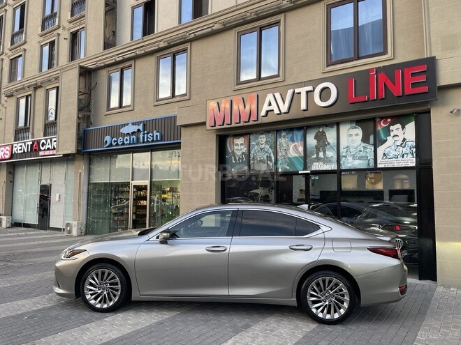 Lexus ES 300h 2023, 52,000 km - 2.5 l - Bakı