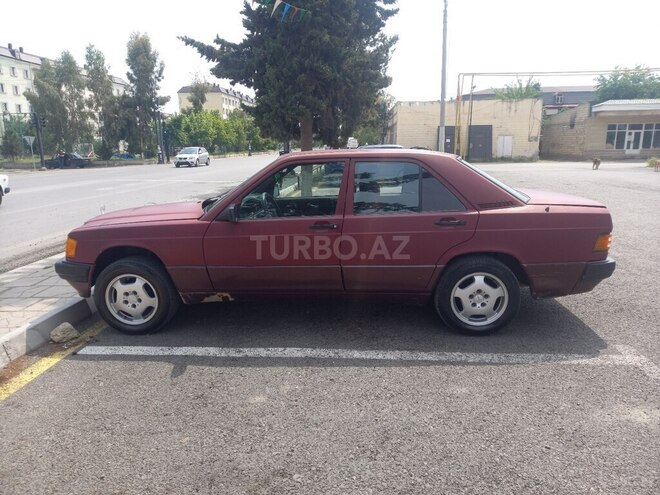 Mercedes 190 1990, 250,000 km - 2.0 l - Sabirabad