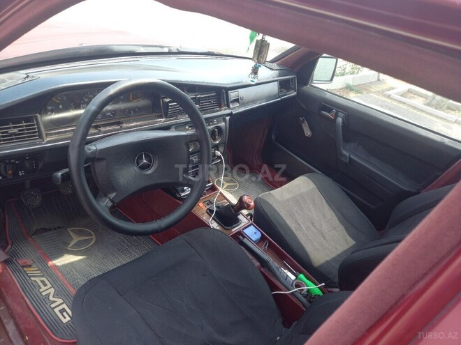 Mercedes 190 1990, 250,000 km - 2.0 l - Sabirabad