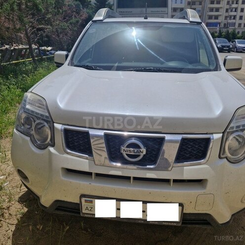 Nissan X-Trail 2014, 230,000 km - 2.5 l - Bakı