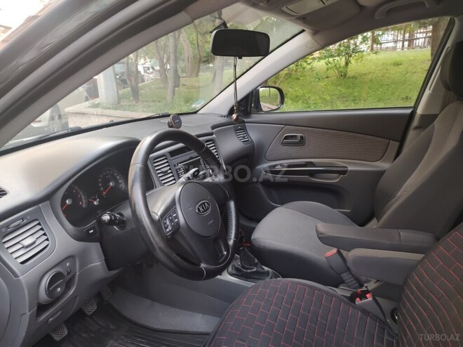 Kia Rio 2010, 246,000 km - 1.4 l - Bakı