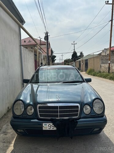 Mercedes E 220 d 1999, 615,000 km - 2.2 л - Bakı