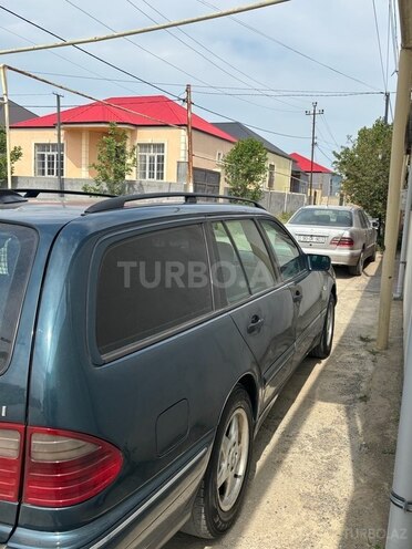 Mercedes E 220 d 1999, 615,000 km - 2.2 л - Bakı