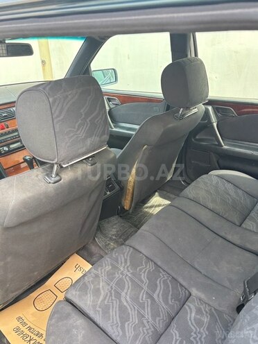 Mercedes E 220 d 1999, 615,000 km - 2.2 л - Bakı