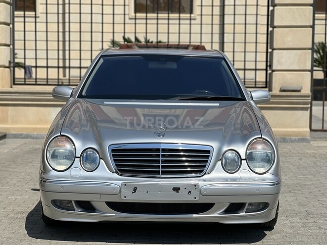 Mercedes E 240 2000, 400,000 km - 2.6 л - Bakı