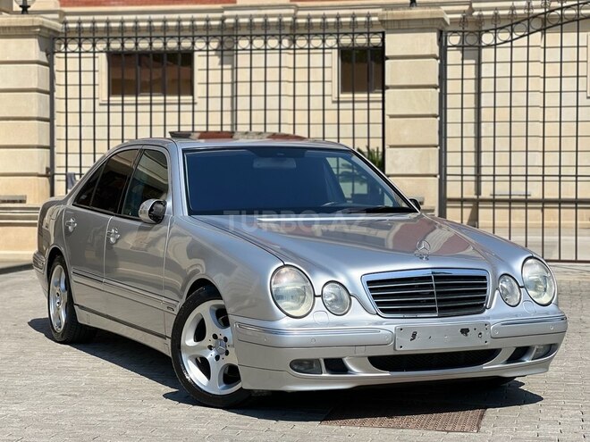 Mercedes E 240 2000, 400,000 km - 2.6 л - Bakı