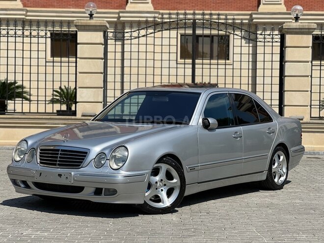 Mercedes E 240 2000, 400,000 km - 2.6 л - Bakı