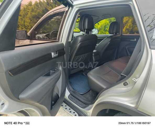 Kia Sorento 2011, 280,000 km - 2.0 l - Bakı
