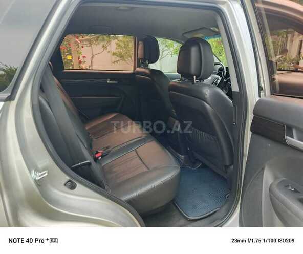 Kia Sorento 2011, 280,000 km - 2.0 l - Bakı