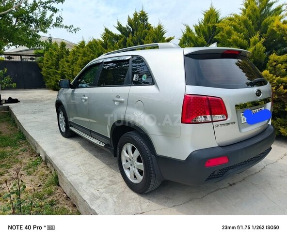 Kia Sorento 2011, 280,000 km - 2.0 l - Bakı